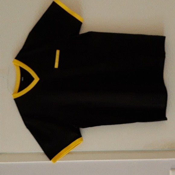 Custom design t-shirt designed by Raymond hash - Picture 6 of 6